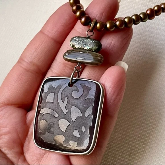 SILPADA | Retired Black Pen Shell Carved Pendant Sterling Silver 15"+3" Necklace - Picture 3 of 14